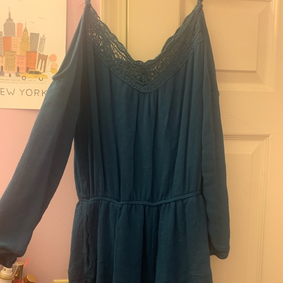 Wishlist Cold Shoulder Romper - Picture 2 of 4